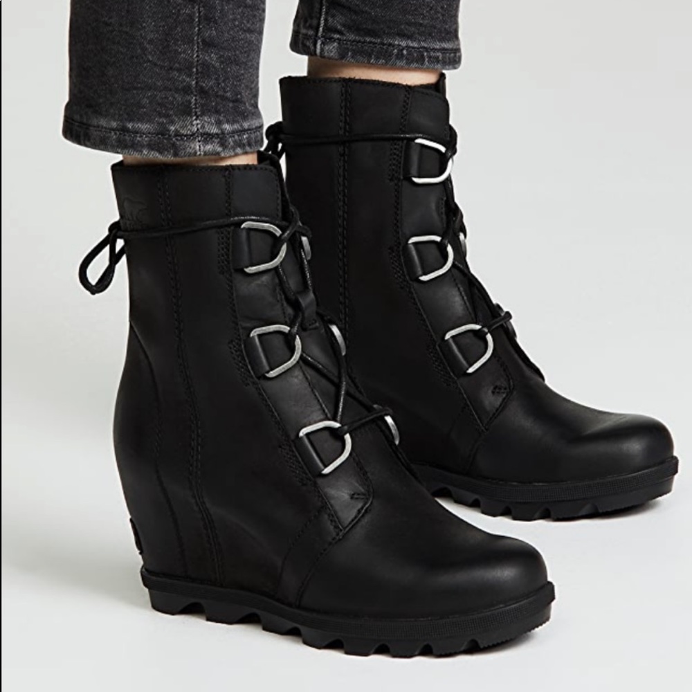 Sorel- Joan of arc II  size 8